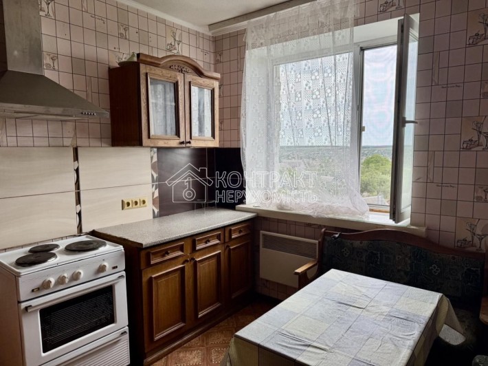 Продам 1 к. кв. вул. Сумська Мерефа - фото 1