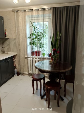 Продам двохкімнатну квартиру. - фото 1