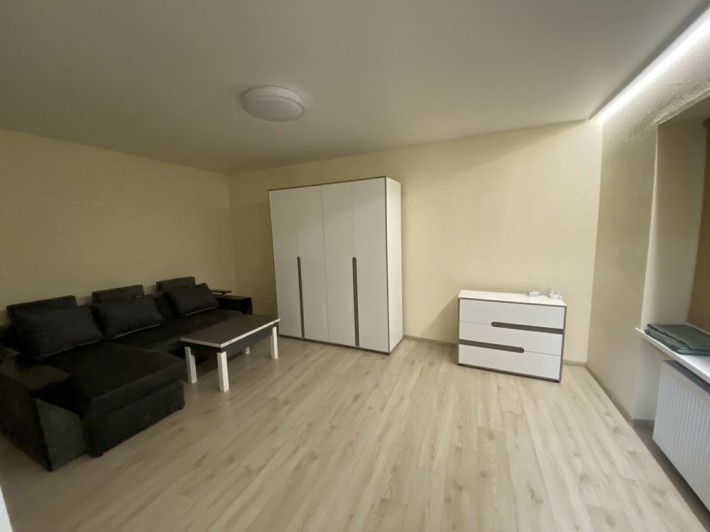 Продаж квартири у центрі міста - фото 1