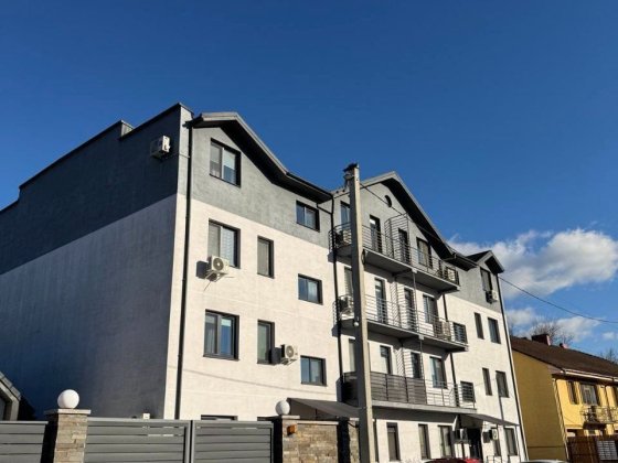 Продається однокімнатна квартира в інтуристі Мукачеве