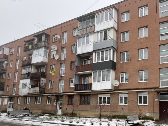 Продаж 2 кімнатноі квартири Мукачево