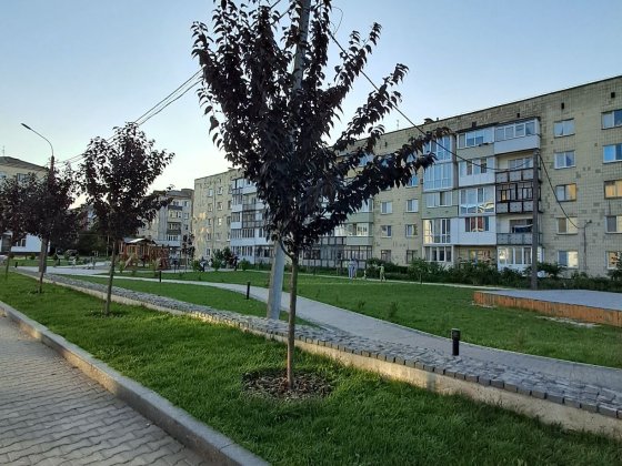 Продаж 2-кімнатної квартири Звягель