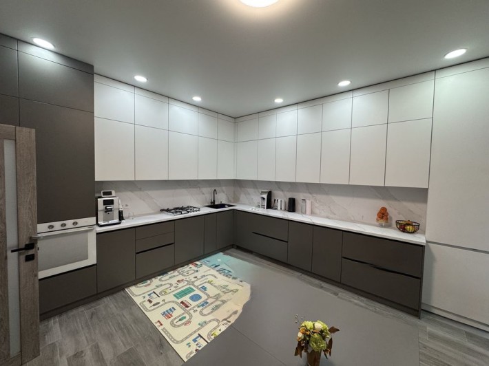 Квартира, Новобудова,  2 кімнати, 2 поверх, центральна частина - фото 1