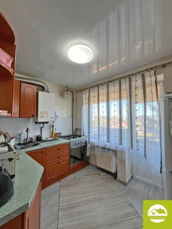 Продається трикімнатна квартира - фото 1