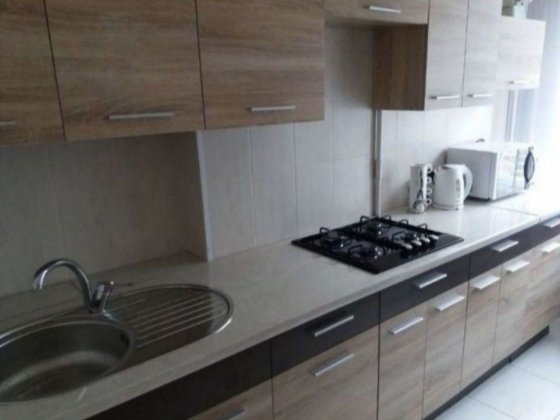 Продам 2-к. чешку в центре