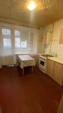 Продам 2х кімнатну квартиру в центрі - фото 1