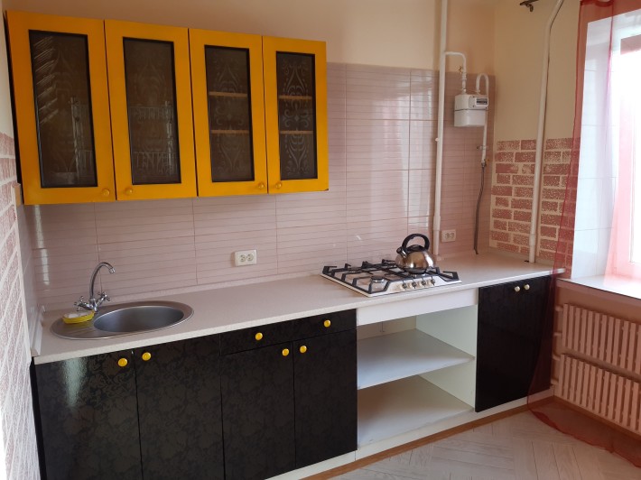 2 ком квартира 5 поверх в 10 поверховому цегляному будинку - фото 1