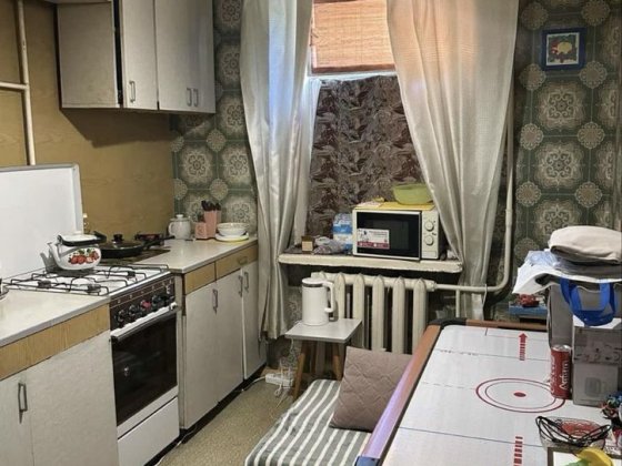 Продам 2 кімнатну квартиру в цегляному будинку