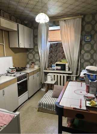 Продам 2 кімнатну квартиру в цегляному будинку - фото 1