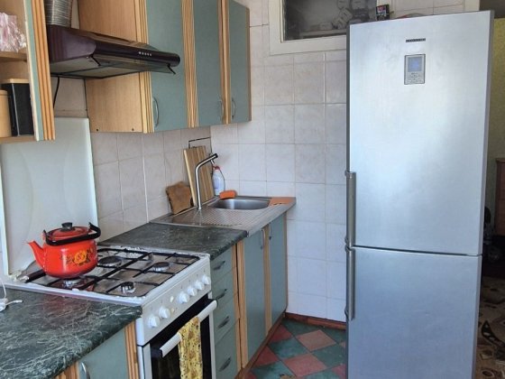 Продаж 3км  квартири р-н  літака Самар