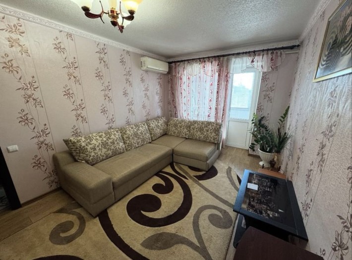 Продается 2к. квартира возле Самолета - фото 1