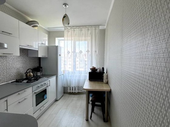 Продам 2-кімнатну квартиру