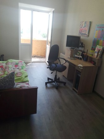 Обміняю двох кімнатну квартиру на одно кімнатну або на полов-у будинку - фото 1