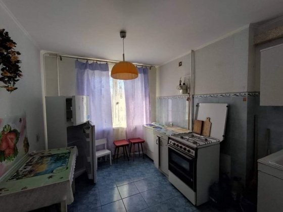 Продам квартиру 3-х.  кімнатну 60кв.3/9 Самар