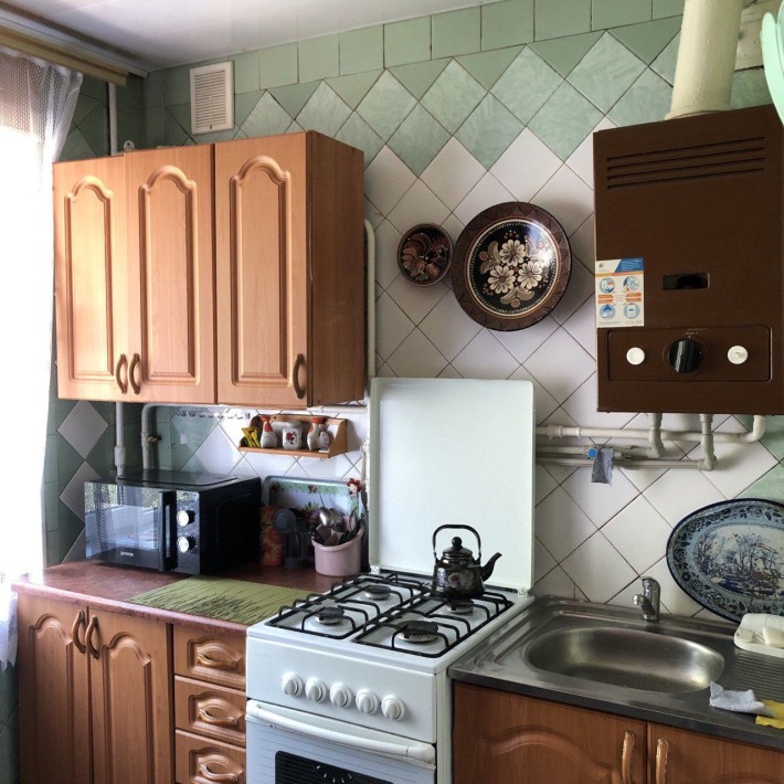 Продам 3-х кімнатну квартиру - фото 1