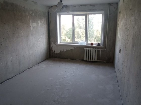 Продаж 2-кімнатної квартири під ремонт у Павлограді (район ПЗТО)