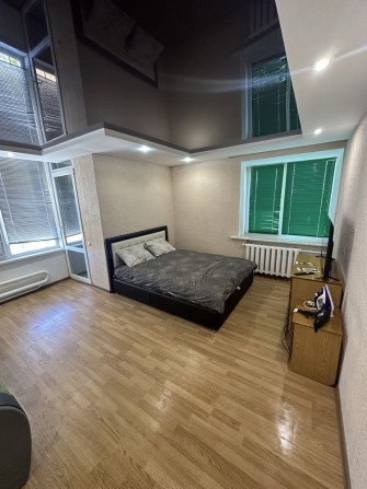 Продам 1 комнатную квартиру , центр города - фото 1