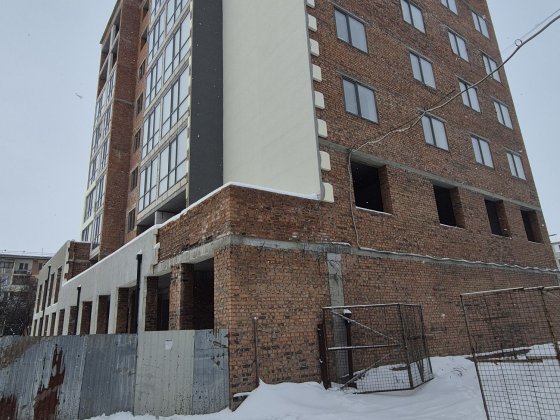 Велика двокімнатна квартира в РОЗТЕРМІНУВАННЯ! Старокостянтинів