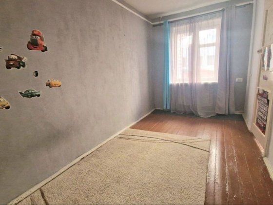 3 кімнатна квартира під ремонт Трускавець