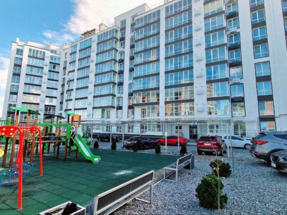 Продаж 2 кімнатної квартири у жк Кленовий Парк Трускавець