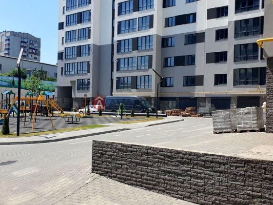 1 кімнатна квартира  з ВЕЛИЧЕЗНОЮ кухнею-вітальнею! Хмельницкий