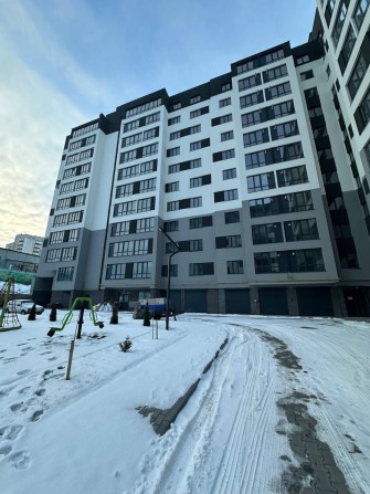 Продам 2к квартиру на Виставці в новобудові - фото 1