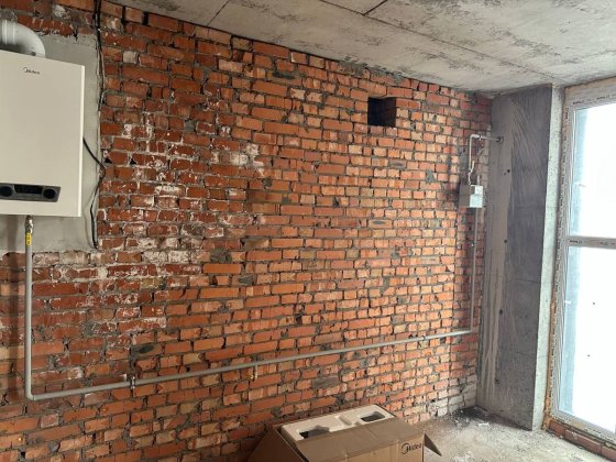 1к не кутова, середній поверх Діє Переуступка! 33760 Хмельницкий