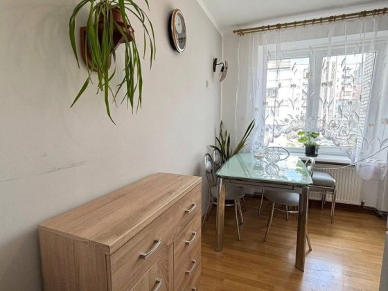 Продам 3 кімнатну чешку на третьому поверсі Шептицкий