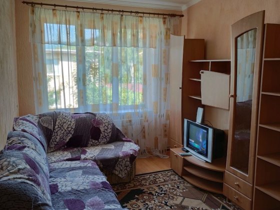 Продам квартиру. Хуст