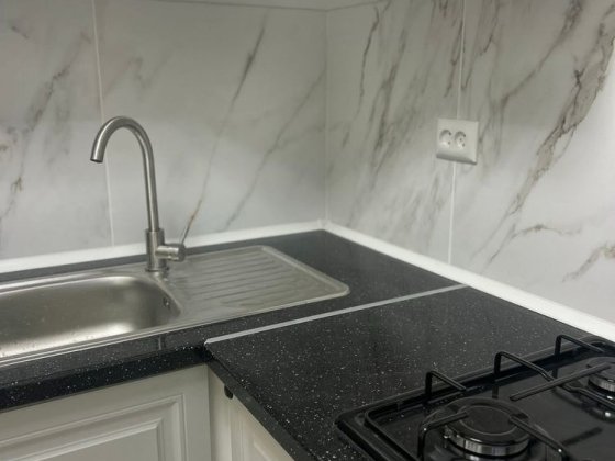 Продаж квартири з євроремонтом в центрі міста Шептицкий