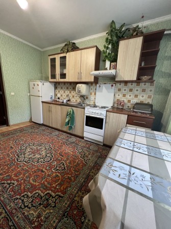 Дві кімнати на другому поверсі район 8-9 школи - фото 1