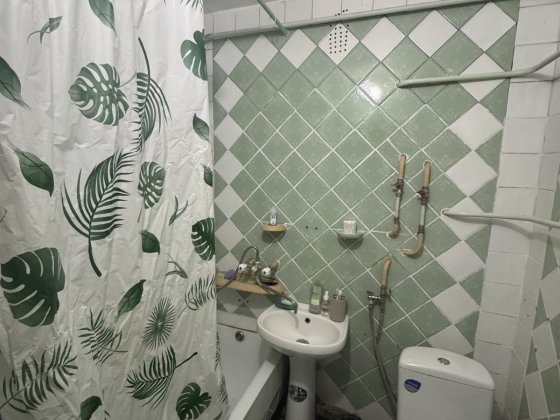 Торг! Терміново! 1к цегла, хороший житловий стан 42124 Хмельницкий