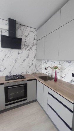 2к повністю укомплектована, не кутова чудовий ремонт 37118 - фото 1