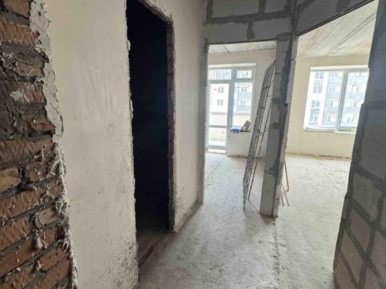 Найдашевша 1к на Виставці! Середній поверх 37588 Хмельницкий