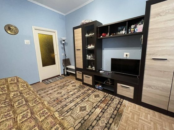 Затишна 2к в цеглі, зроблено кап. ремонт мінімальне офрмлення 42138 Хмельницкий