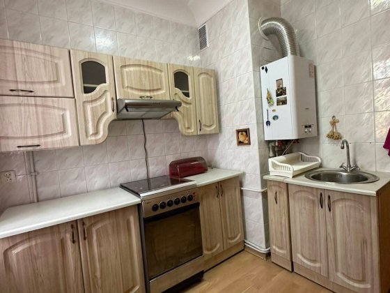 Продається 2 - кімнатна квартира Шептицкий