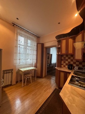 Продам 2 кімнатну квартиру - фото 1