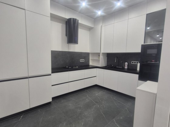 Двокімнатна квартира в новрбудові! Шептицький