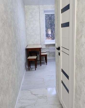 Велика та світла 2к в цегляному будинку 36661 - фото 1