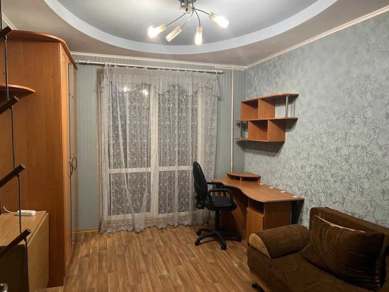 Продам квартиру с кап. ремонтом в Чугуеве Чугуїв