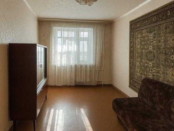 Продается 3-х комнатная квартира в центре города Чугуїв