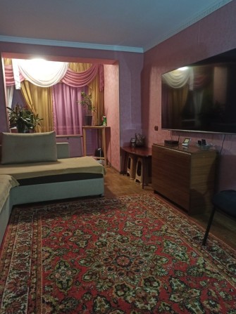 Продам  четырёх комнатную квартиру квартиру - фото 1