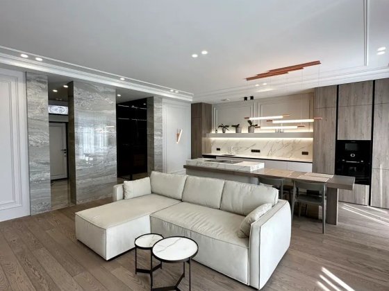 1 кімнатна квартира з дизайнерським ремонтом в новобудові Хмельницкий