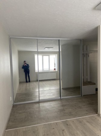 1к Озерна, нововбудова з кухнею, шафою - фото 1