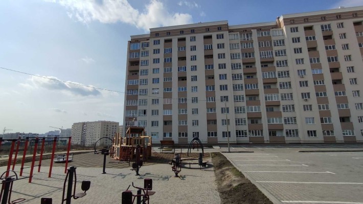 2к квартира Озерна РАУШ - фото 1