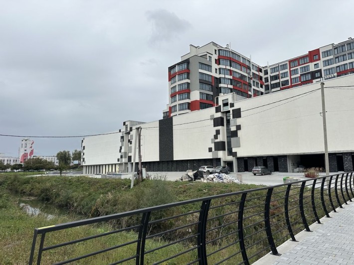 3к кв + кухня-студія центр міста - фото 1