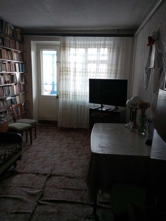 Продам 3 кімнатну квартиру в центрі міста - фото 1