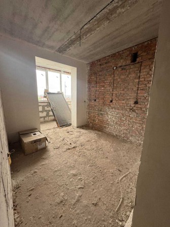 1к квартира Виставка ЖК ПРИОЗЕРНИЙ зданний - фото 1