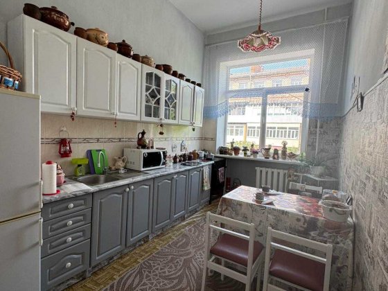 Продаж 4-кімнатної квартири в Раково Хмельницкий