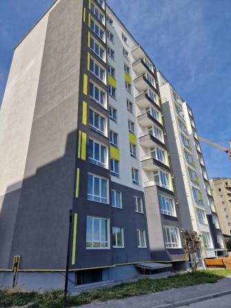 Продається трикімнатна 93м2 з якісним ремонтом. - фото 1